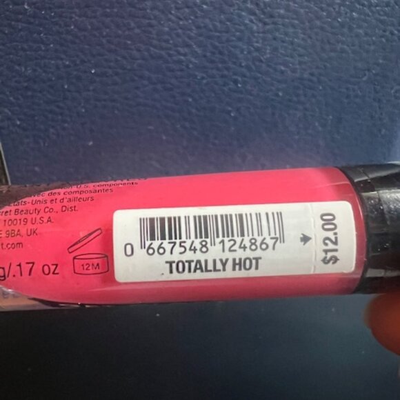 💄2 for $12  Victoria Secret Ladies Get Glossed Lip Shine 0.17 oz Totally Hot Ma - Picture 5 of 7